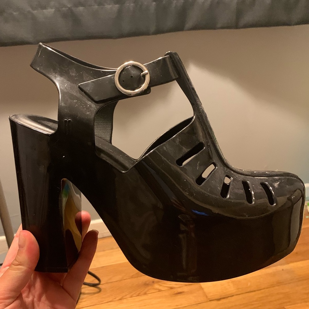 MELISSA shoes - Black Heels 🎱